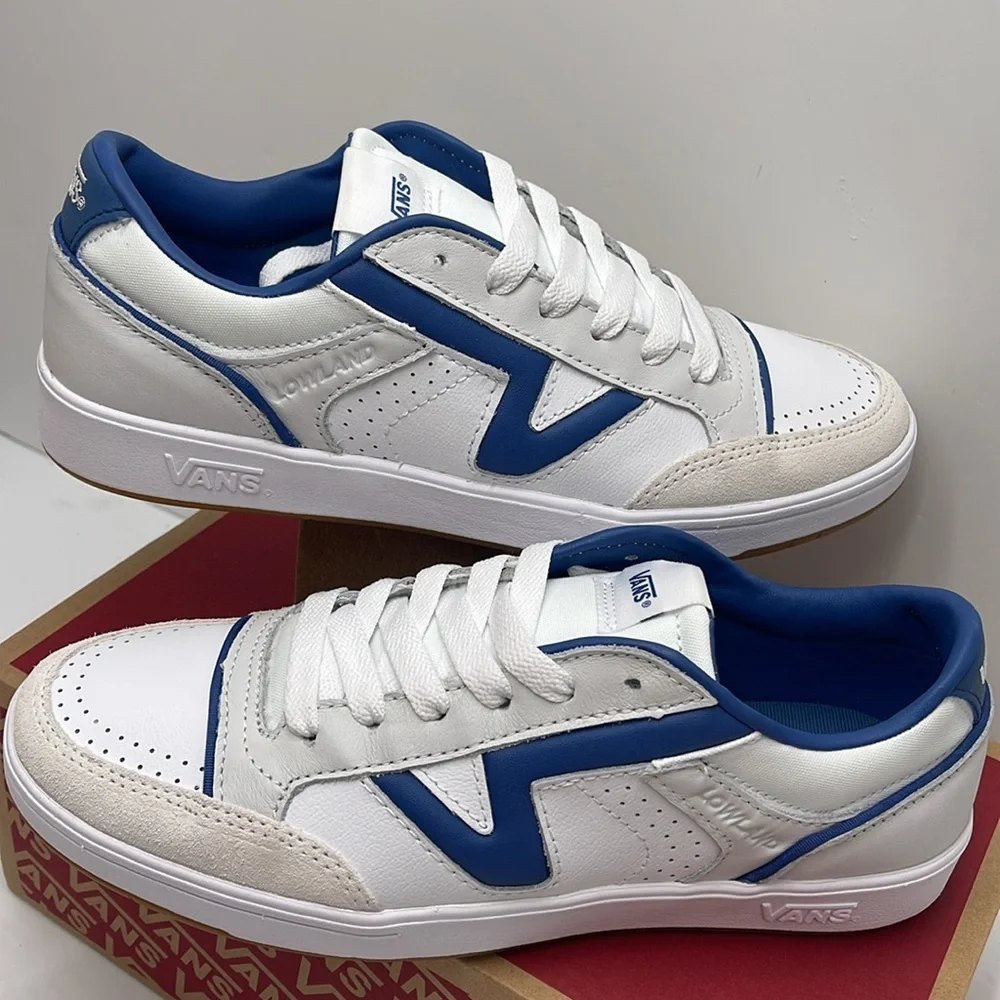 Vans Men’s Lowland Cc Jmp R
Court Navy/White
VN0007P2NAV
Sneakers - Picture 10 of 16